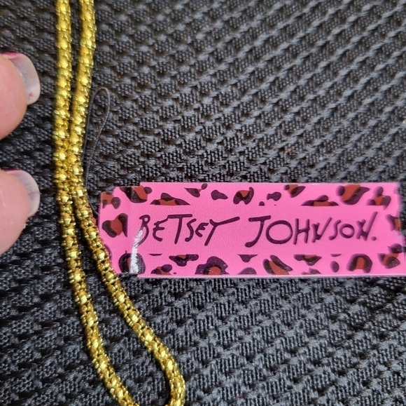 Betsey Johnson heart necklace NWT multi color heart - Picture 5 of 10